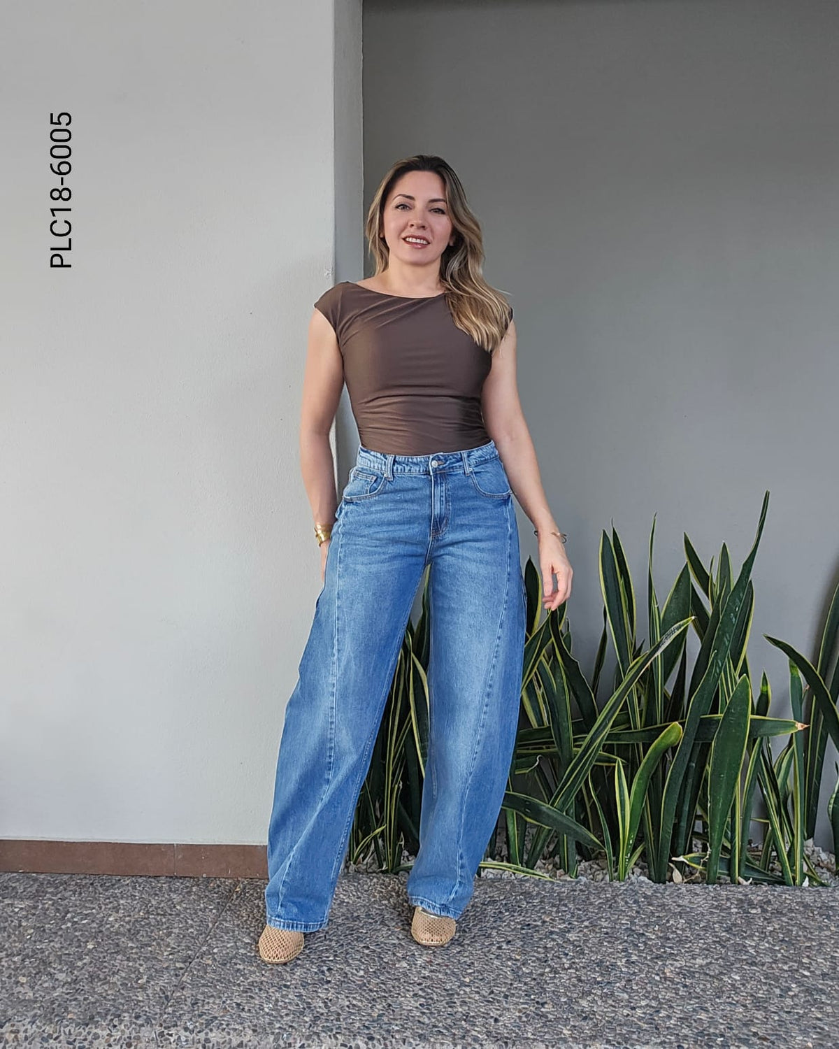 Pantalón de mezclilla wide leg  R 6005