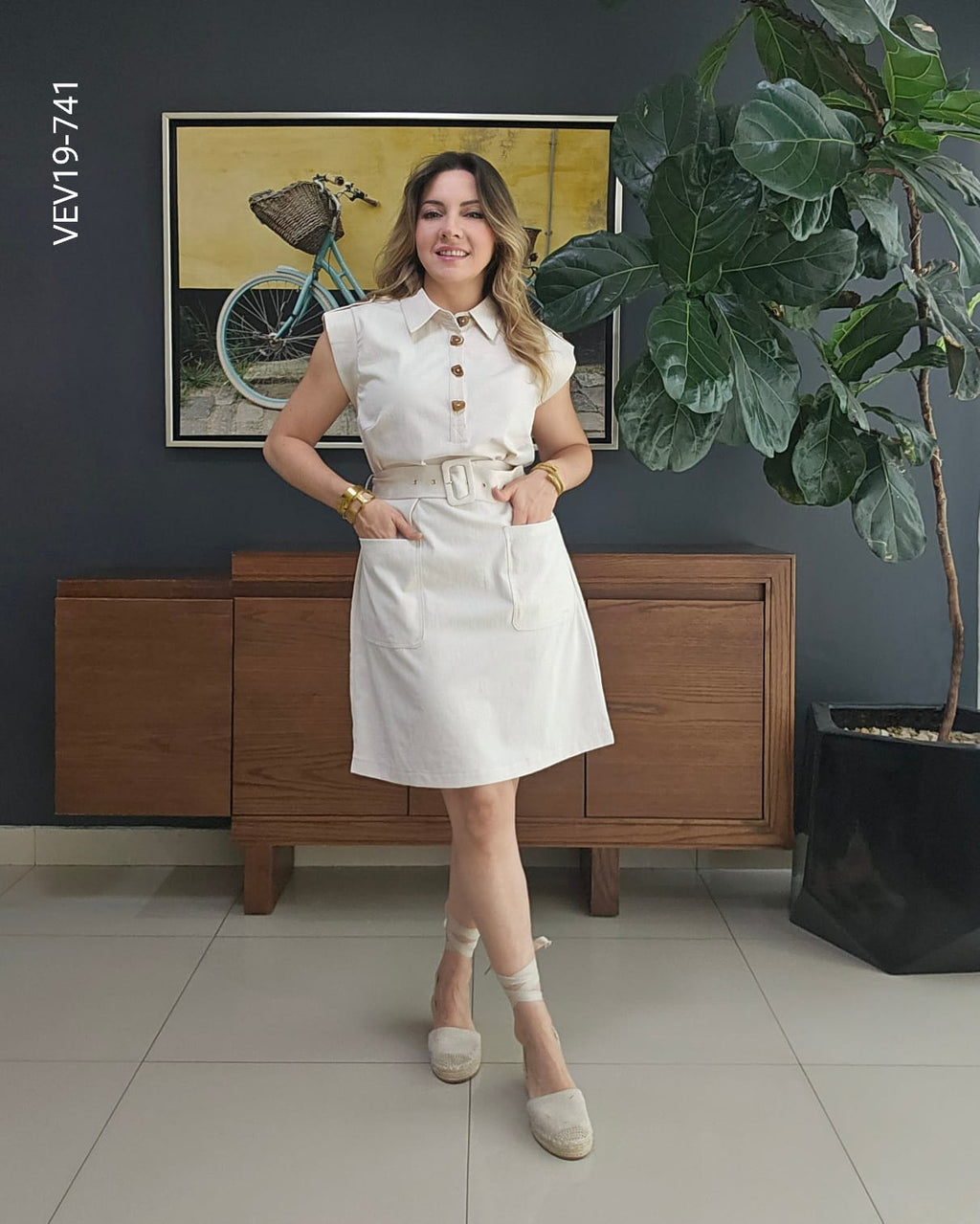Vestido camisero corto con cinturón S 741
